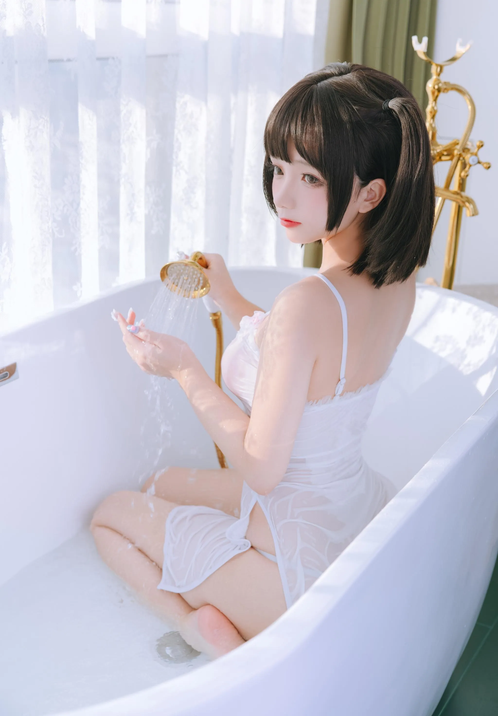 日奈娇 – NO.43 湿身小白裙 [70P]插图5